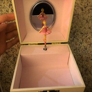 Vintage Singing Ballerina Jewelry Box